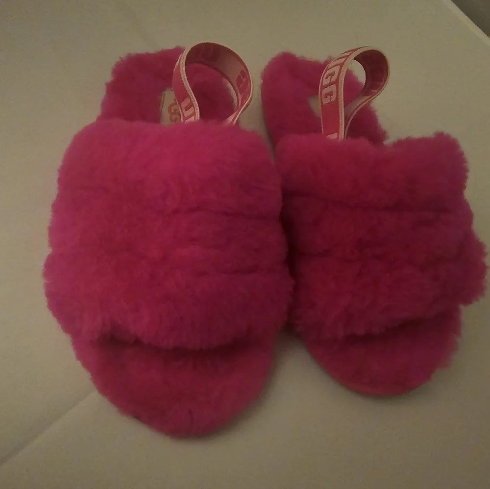 UGG Hot Pink Slippers Sz 11 Toddler